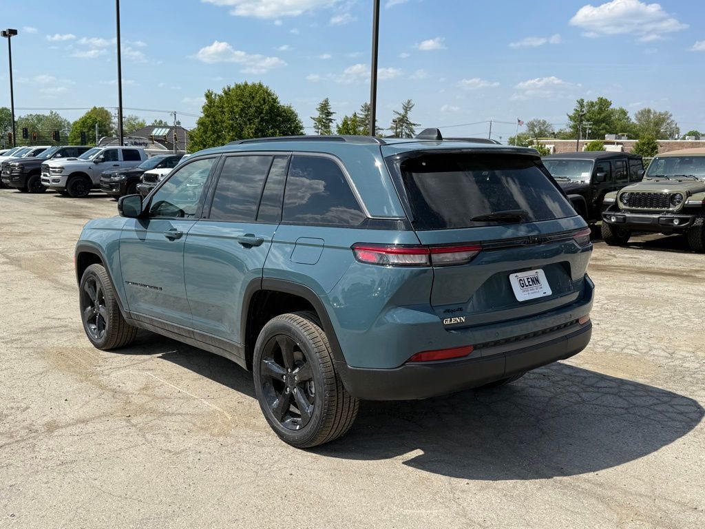 2026 Jeep Grand Cherokee Limited Crestwood KY