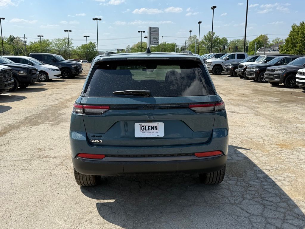 2026 Jeep Grand Cherokee Limited Crestwood KY