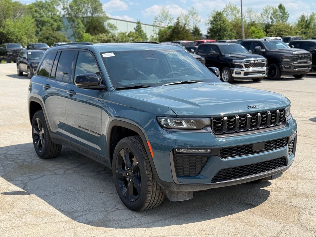 2026 Jeep Grand Cherokee Limited Crestwood KY