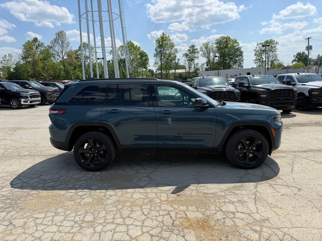 2026 Jeep Grand Cherokee Limited Crestwood KY
