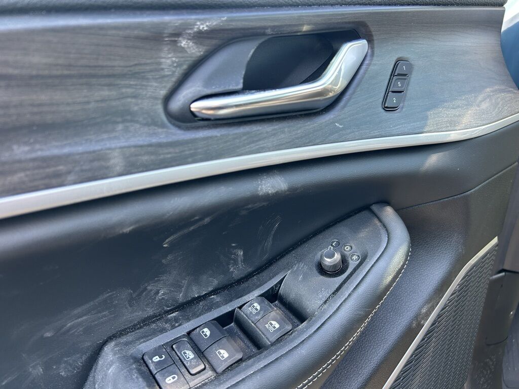 2026 Jeep Grand Cherokee Limited Crestwood KY