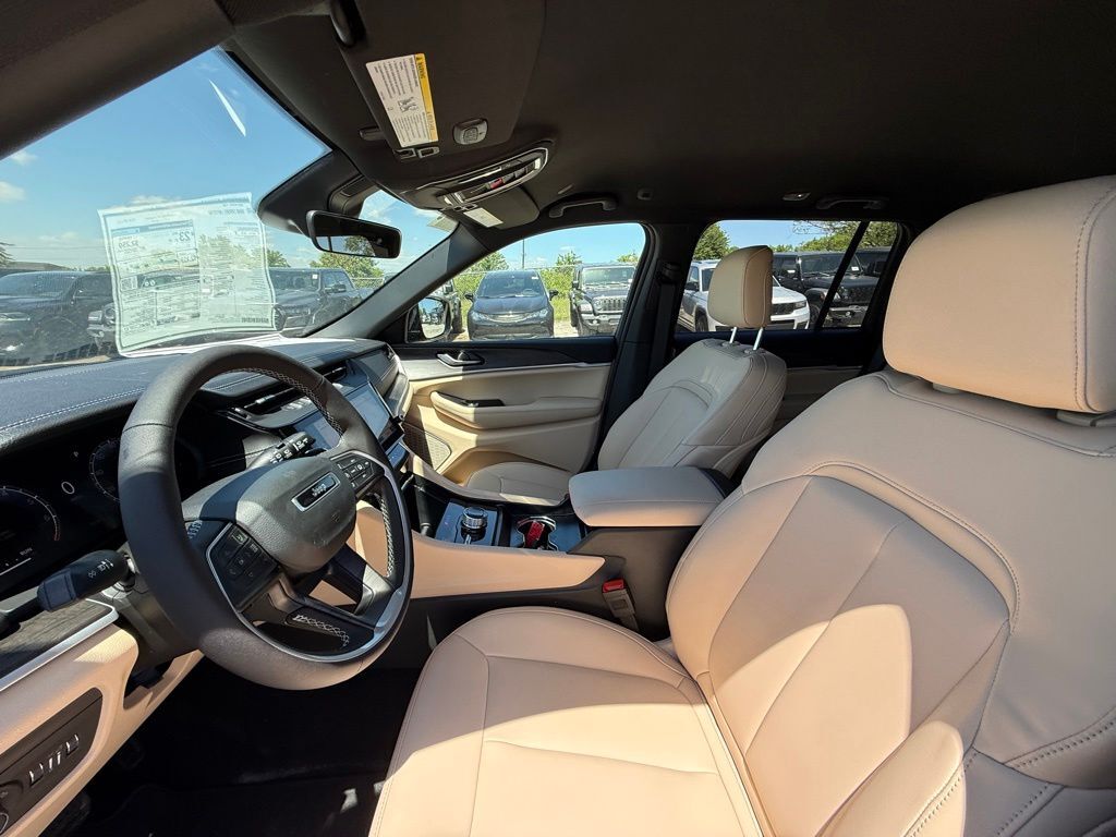 2026 Jeep Grand Cherokee Limited Crestwood KY