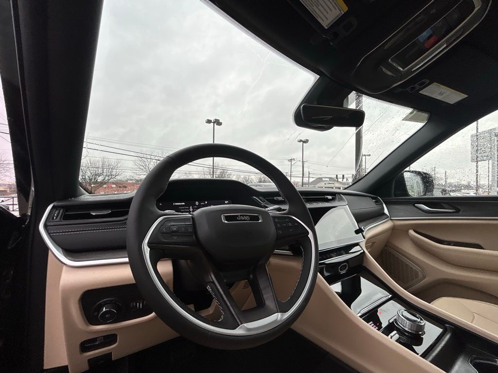 2026 Jeep Grand Cherokee Limited Crestwood KY