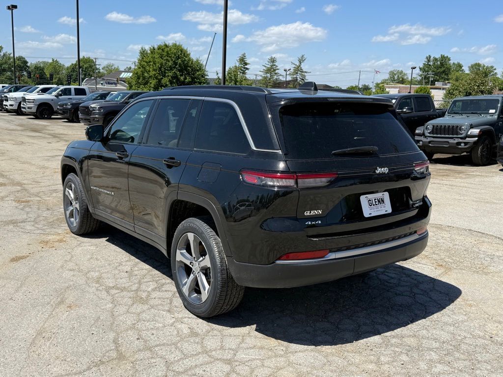 2026 Jeep Grand Cherokee Limited Crestwood KY