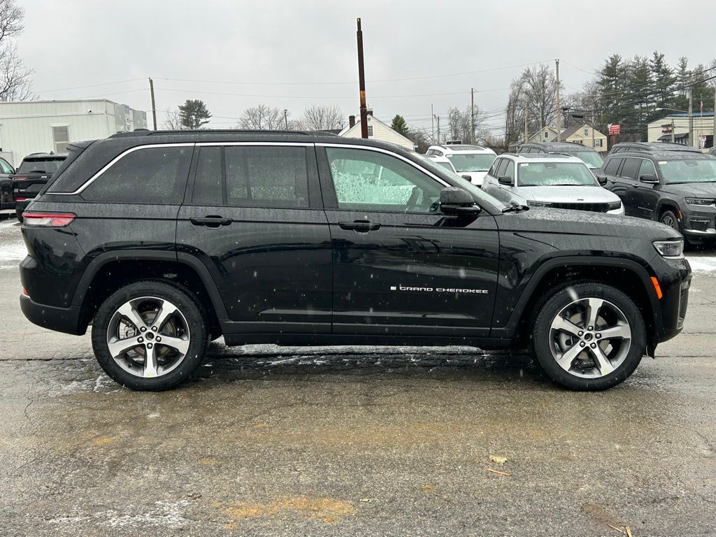 2026 Jeep Grand Cherokee Limited Crestwood KY