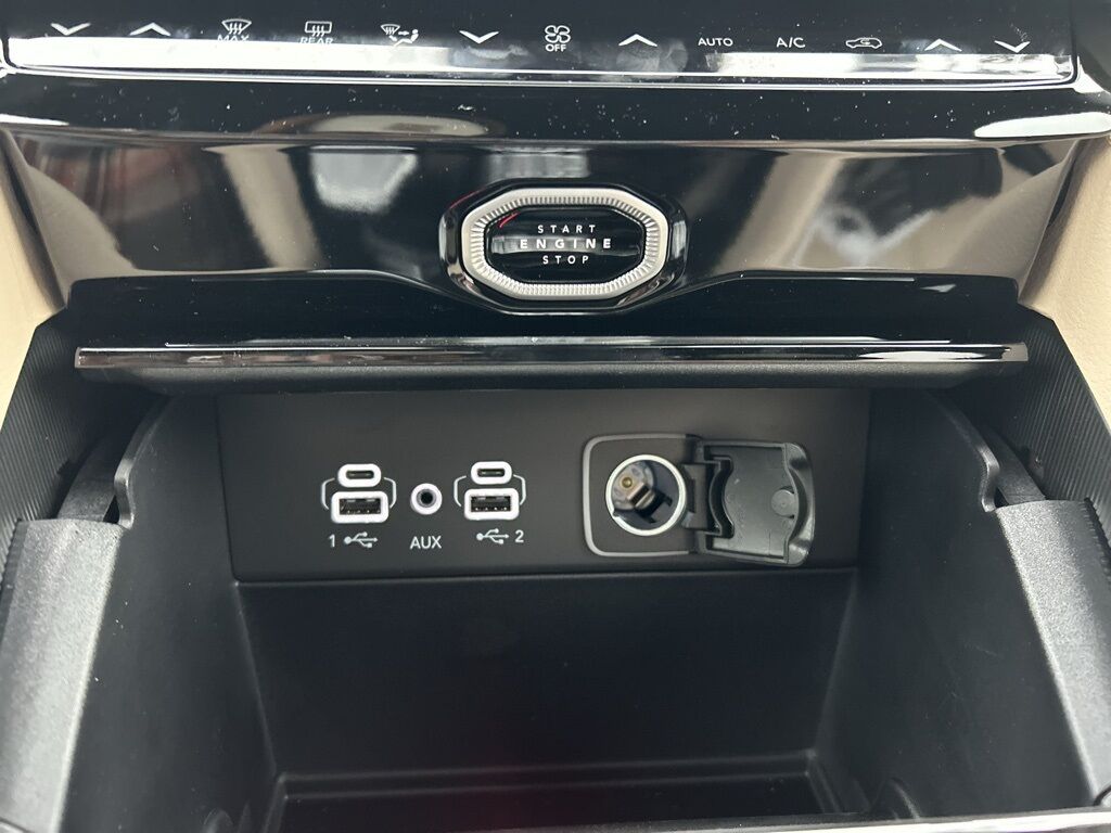 2026 Jeep Grand Cherokee Limited Crestwood KY