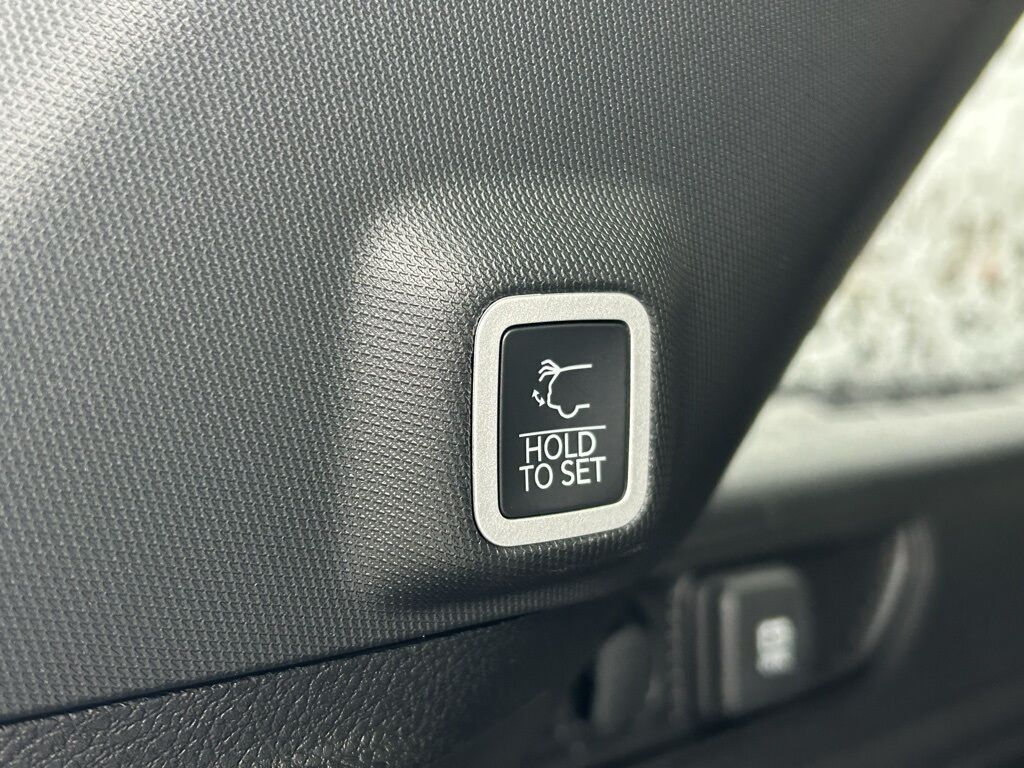 2026 Jeep Grand Cherokee Limited Crestwood KY