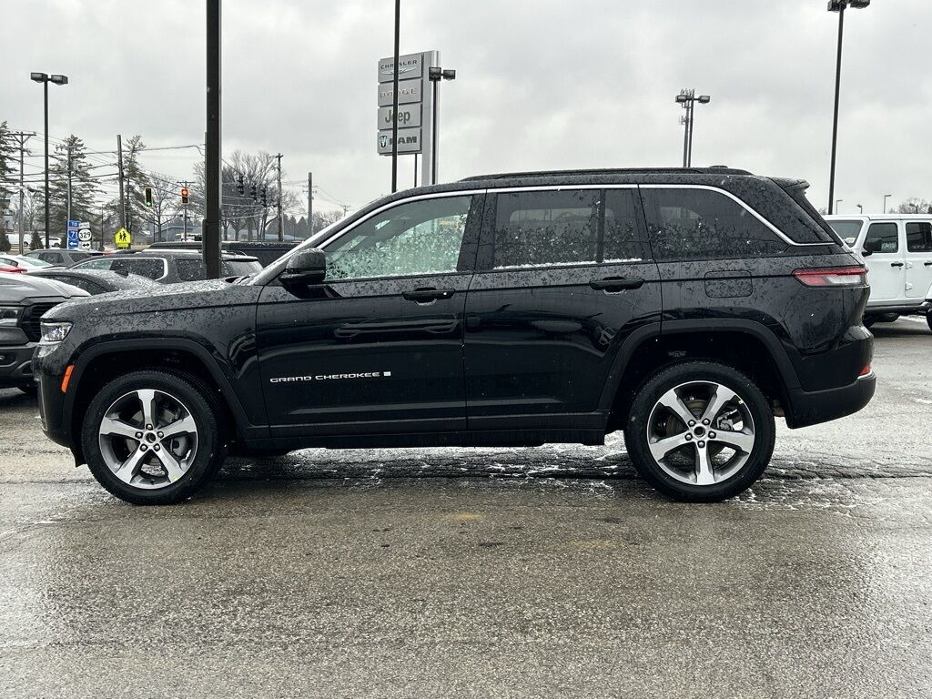 2026 Jeep Grand Cherokee Limited Crestwood KY