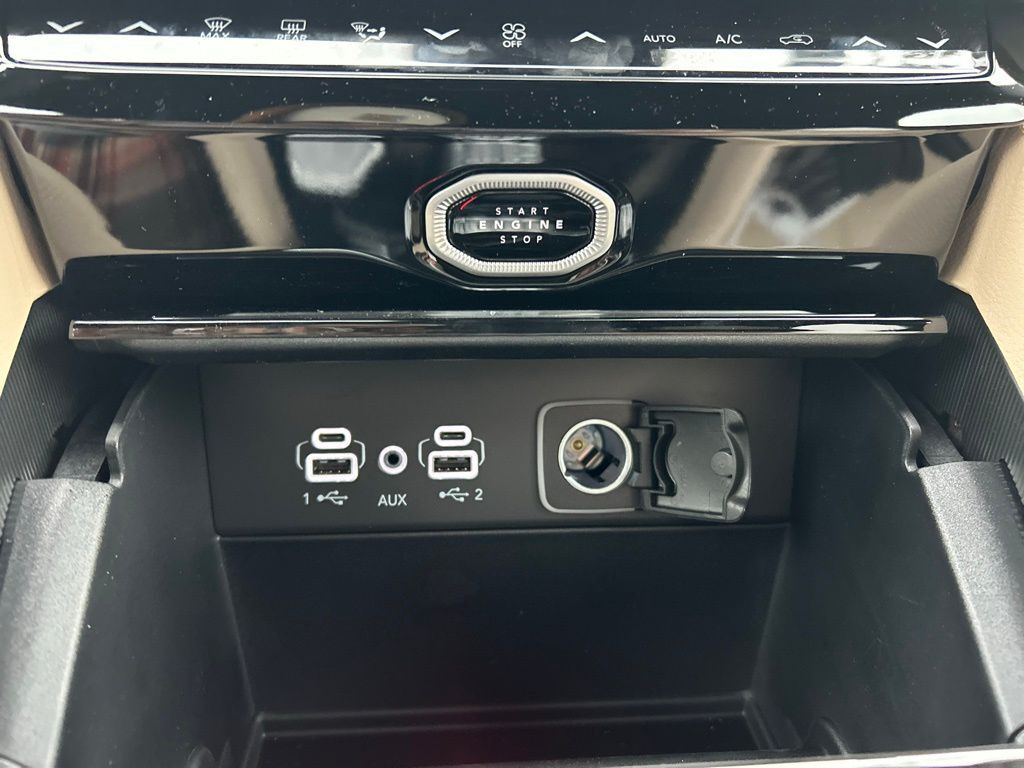 2026 Jeep Grand Cherokee Limited Crestwood KY