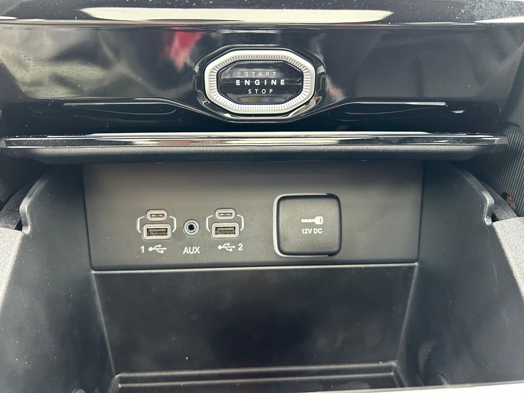 2026 Jeep Grand Cherokee Limited Crestwood KY