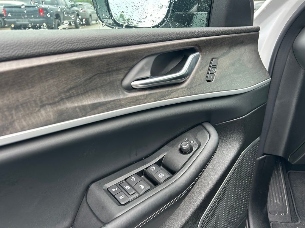 2026 Jeep Grand Cherokee Limited Crestwood KY
