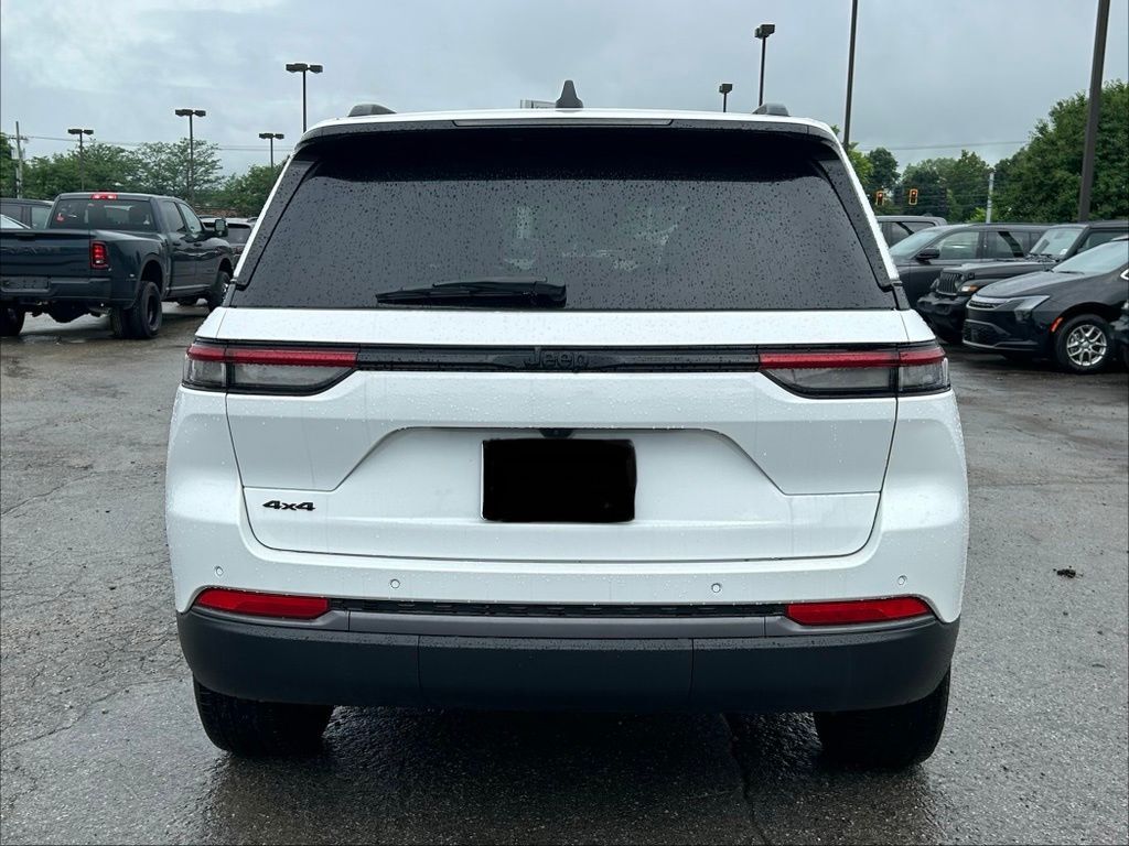 2026 Jeep Grand Cherokee Limited Crestwood KY