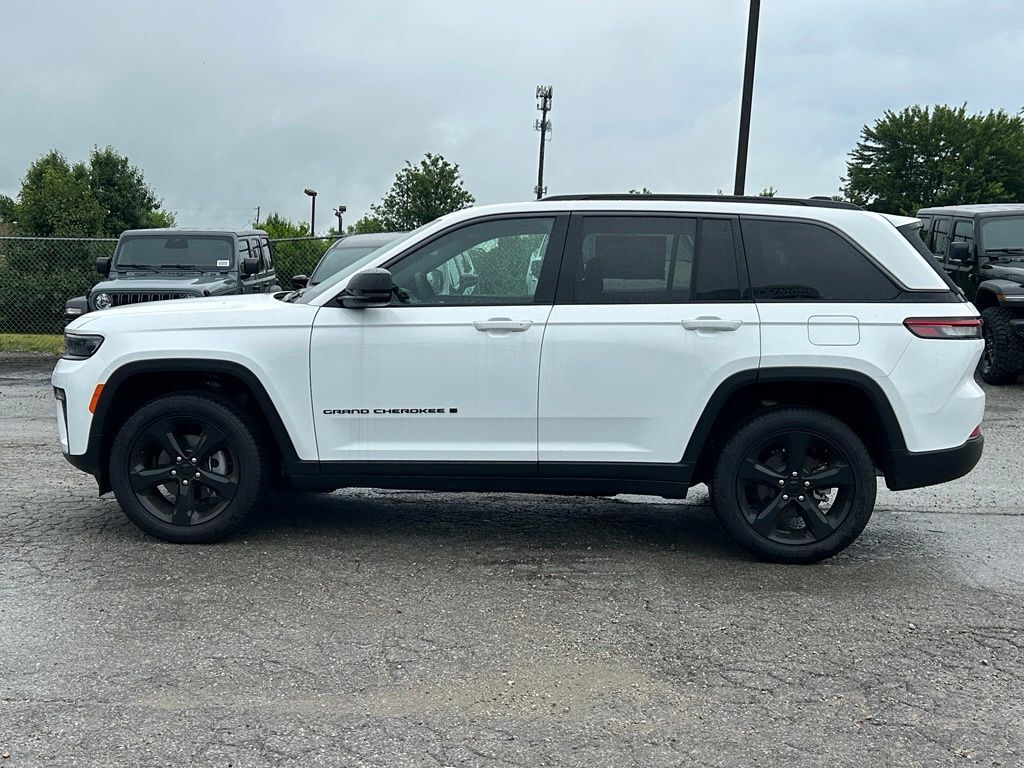 2026 Jeep Grand Cherokee Limited Crestwood KY
