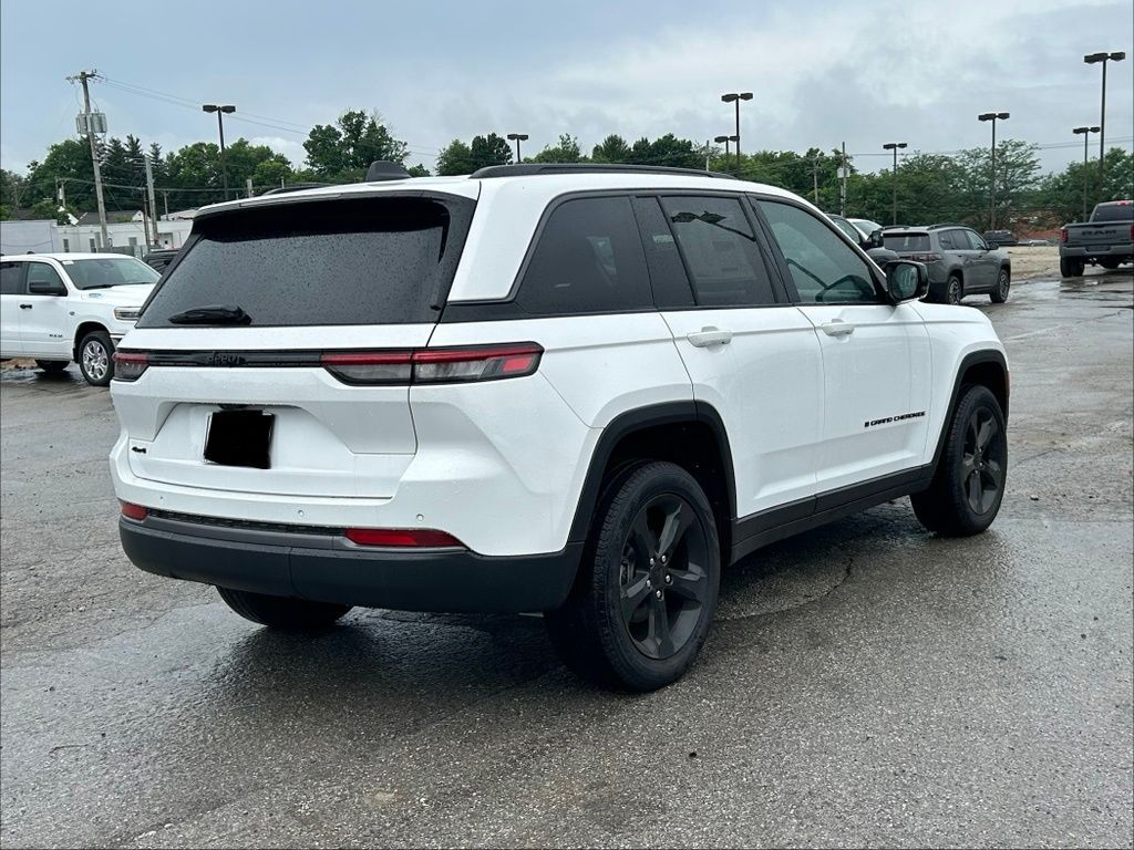 2026 Jeep Grand Cherokee Limited Crestwood KY