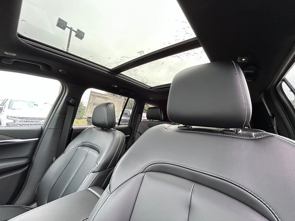 2026 Jeep Grand Cherokee Limited Crestwood KY
