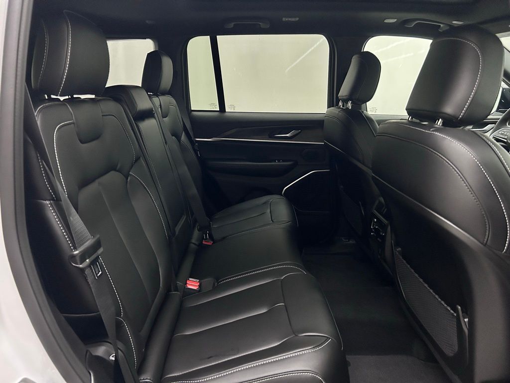 2026 Jeep Grand Cherokee Limited Portland OR