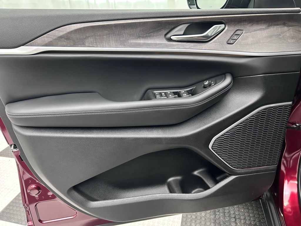 2026 Jeep Grand Cherokee Limited Portland OR