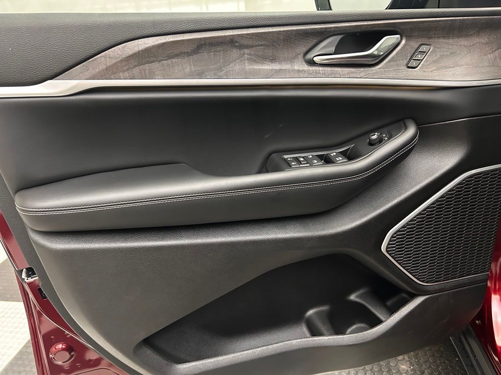 2026 Jeep Grand Cherokee Limited Portland OR