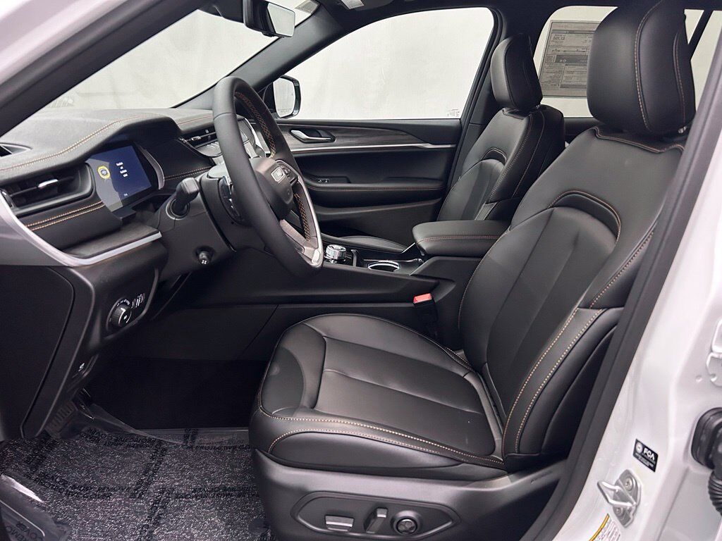 2026 Jeep Grand Cherokee Limited Portland OR