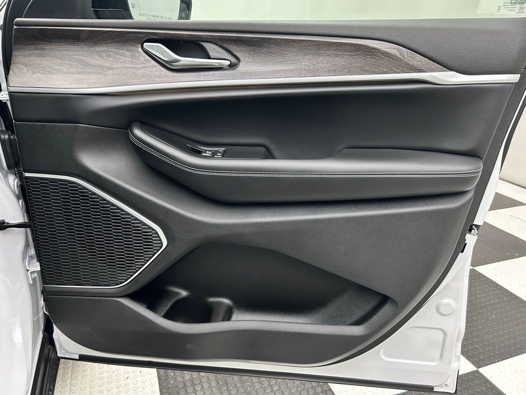 2026 Jeep Grand Cherokee Limited Portland OR