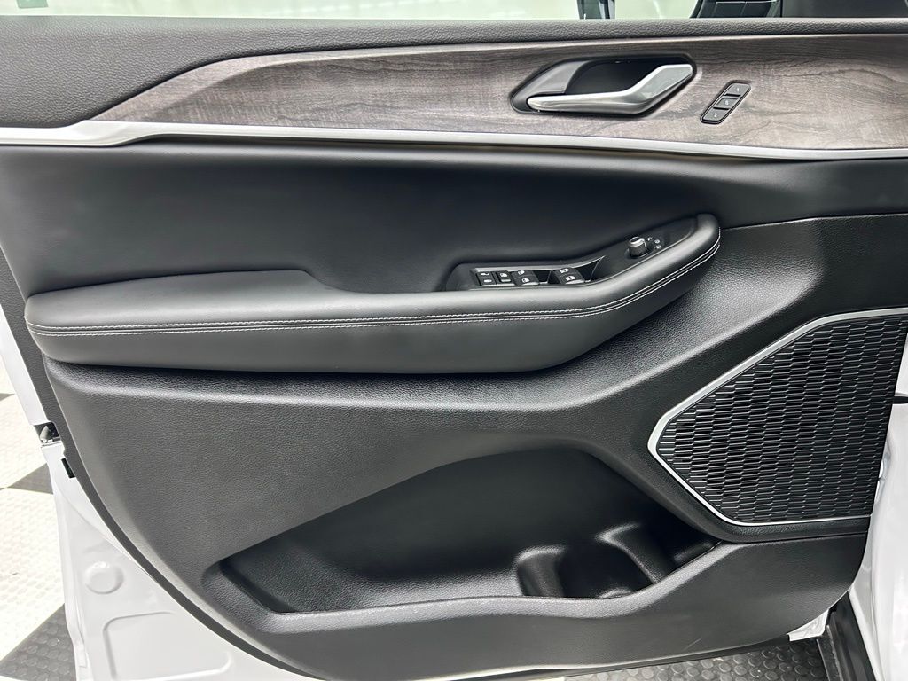 2026 Jeep Grand Cherokee Limited Portland OR