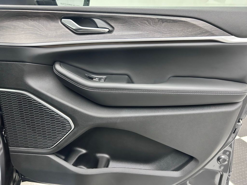 2026 Jeep Grand Cherokee Limited Portland OR