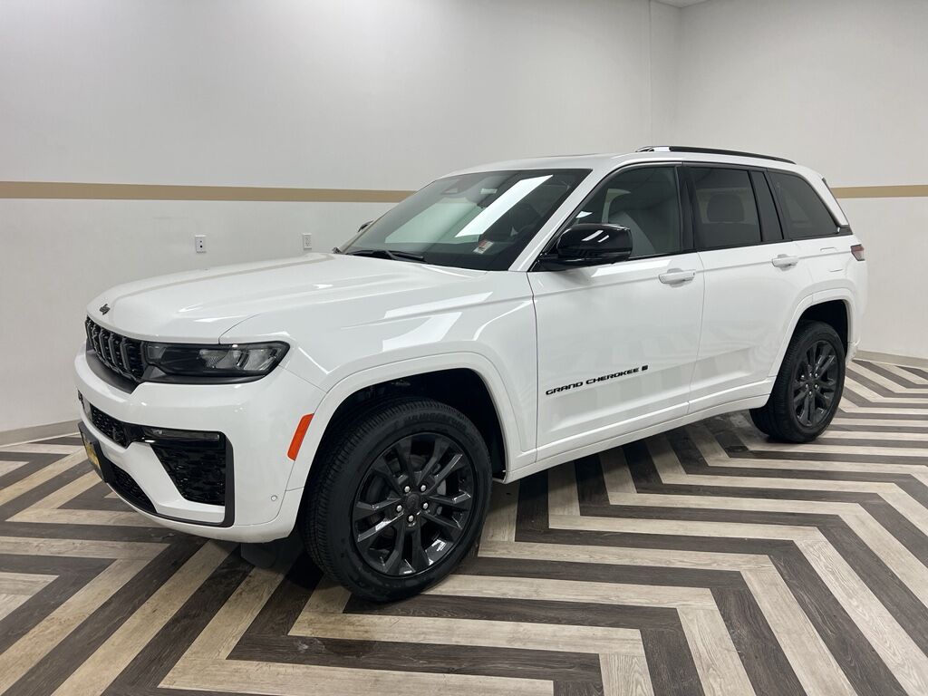 2026 Jeep Grand Cherokee Limited Reserve