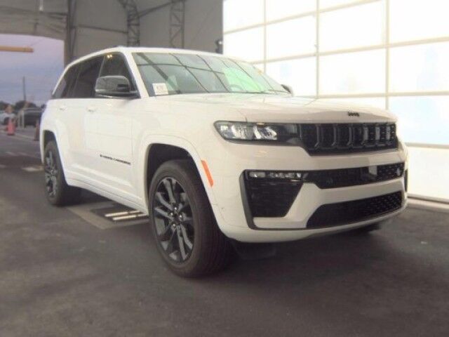 2026 Jeep Grand Cherokee Limited Reserve