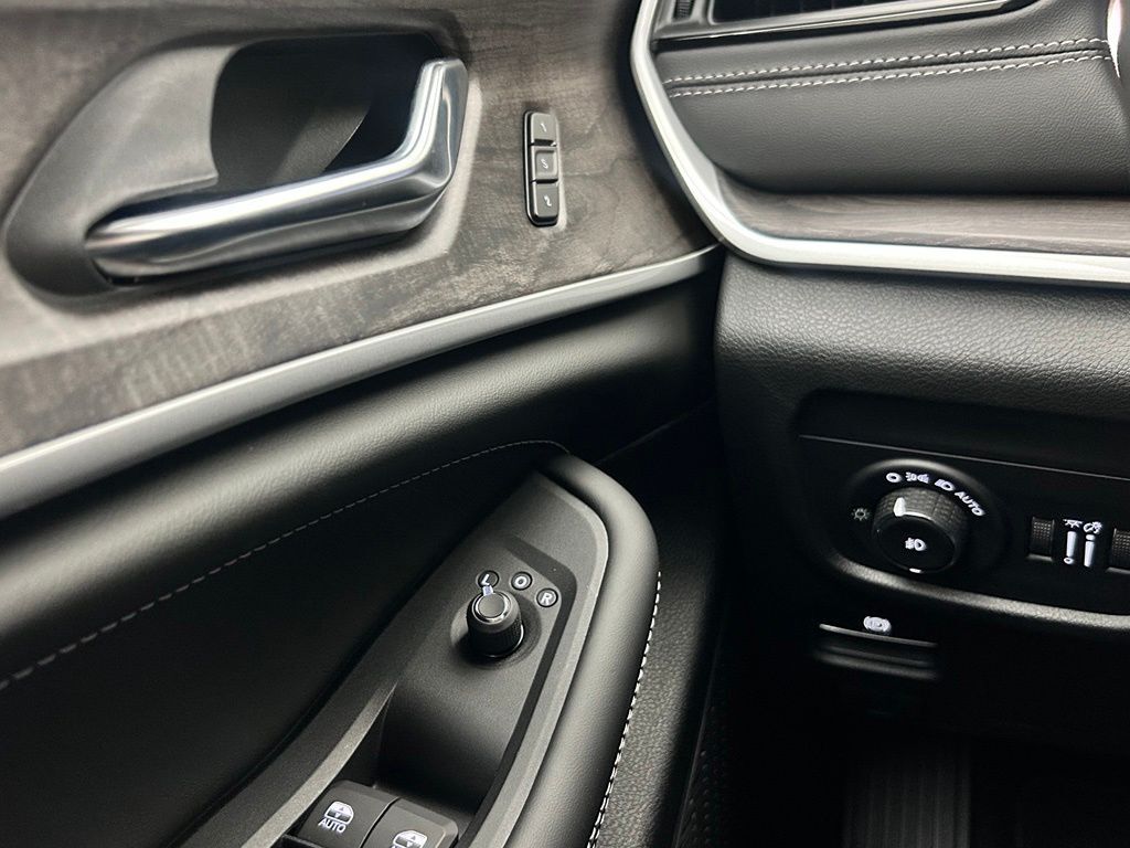 2026 Jeep Grand Cherokee Limited Reserve Portland OR