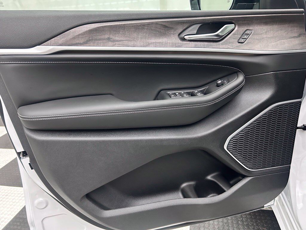 2026 Jeep Grand Cherokee Limited Reserve Portland OR