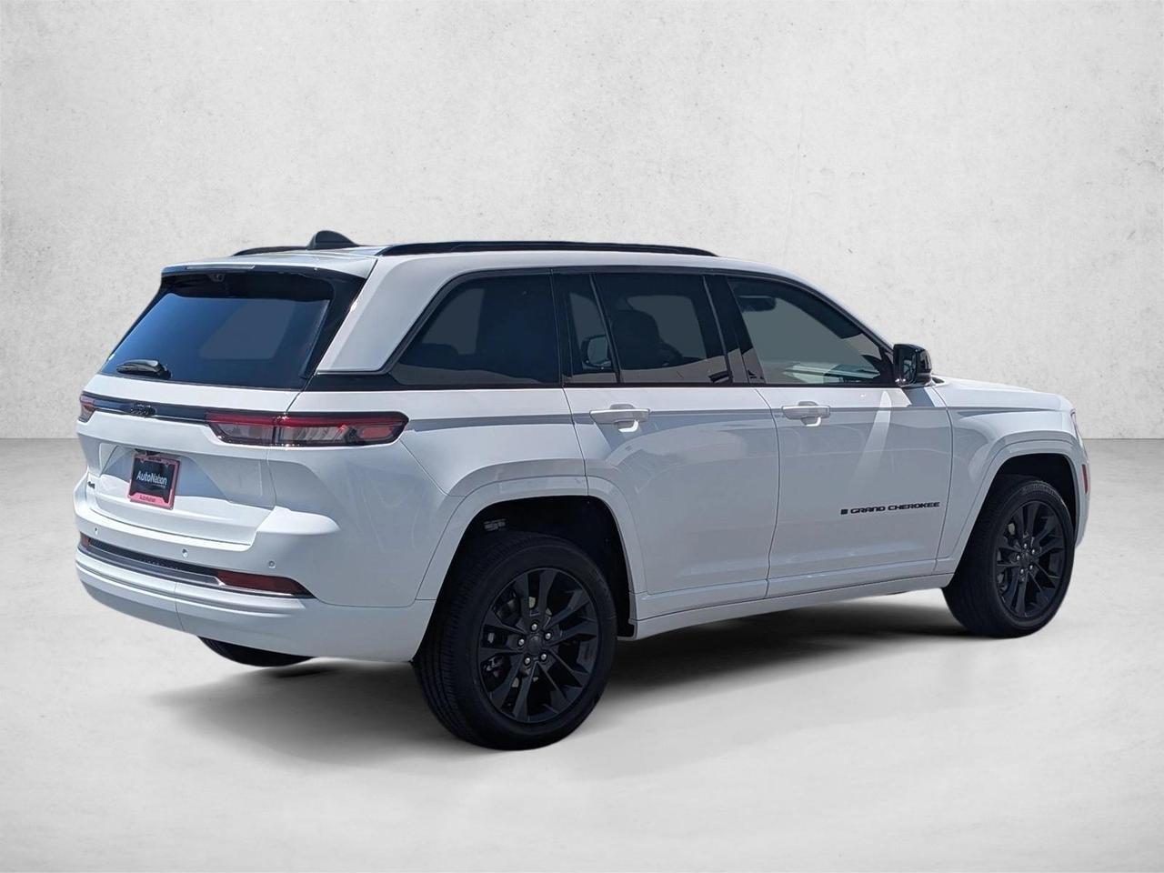2026 Jeep Grand Cherokee Limited Reserve