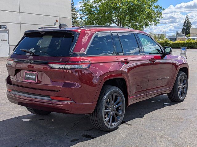 2026 Jeep Grand Cherokee Limited Reserve