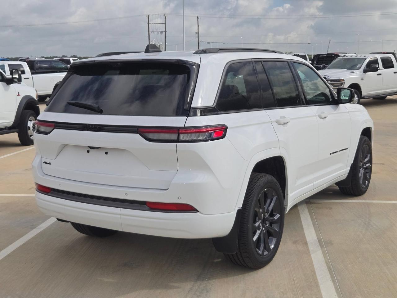 2026 Jeep Grand Cherokee Limited Reserve