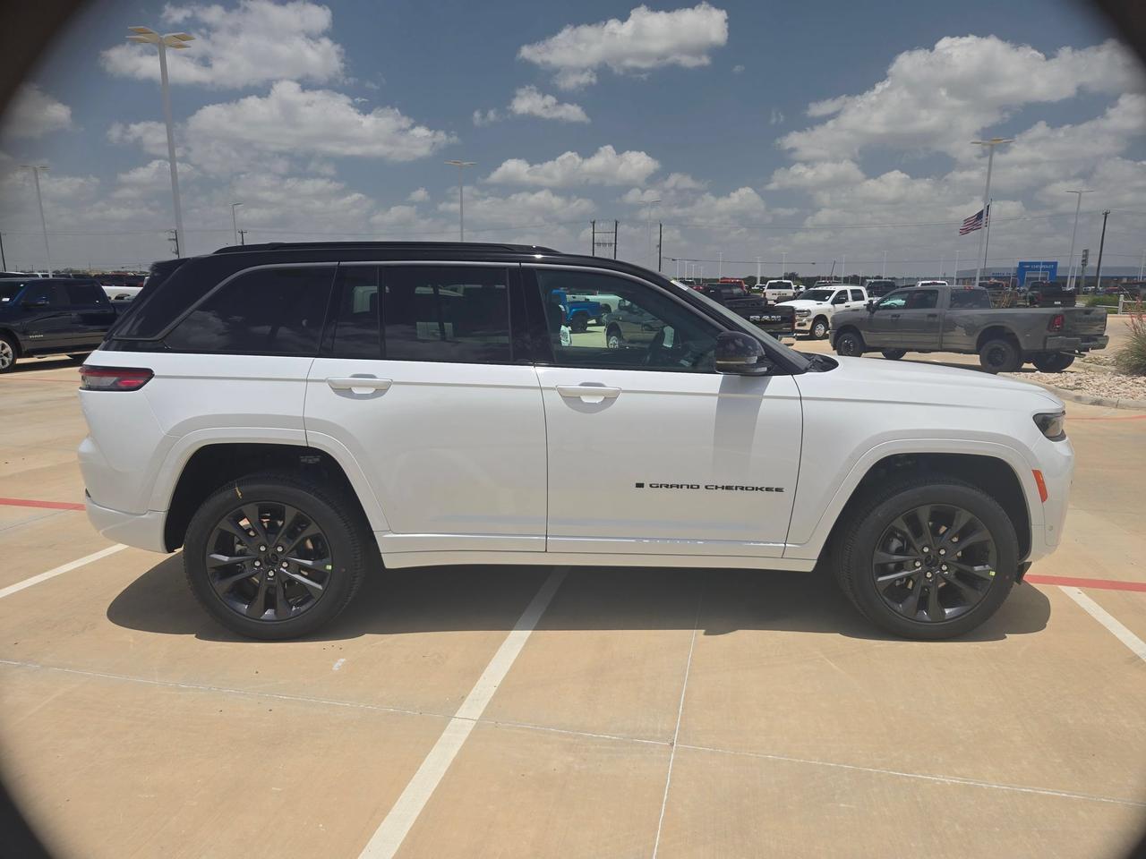 2026 Jeep Grand Cherokee Limited Reserve