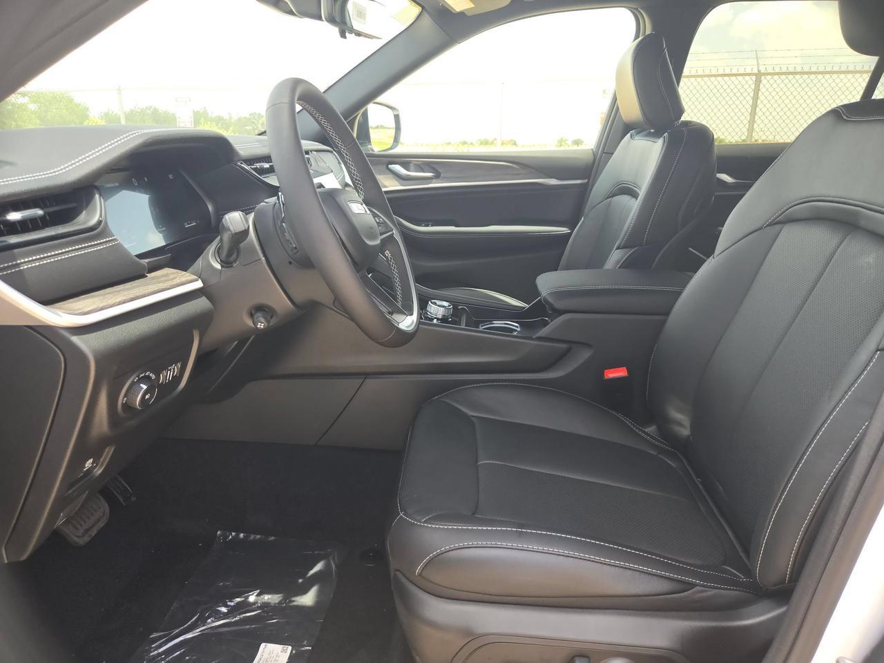 2026 Jeep Grand Cherokee Limited Reserve Castroville TX