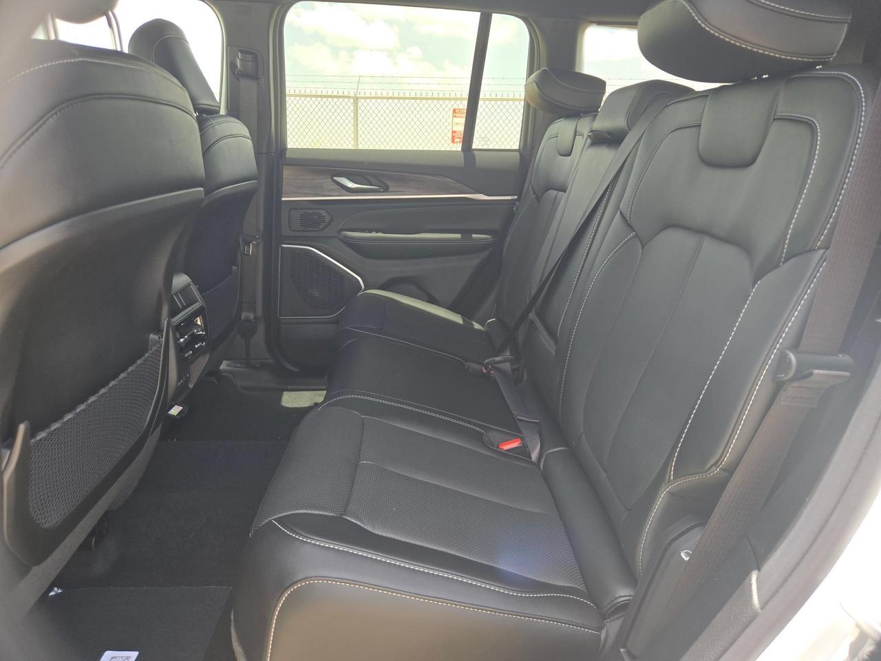 2026 Jeep Grand Cherokee Limited Reserve Castroville TX