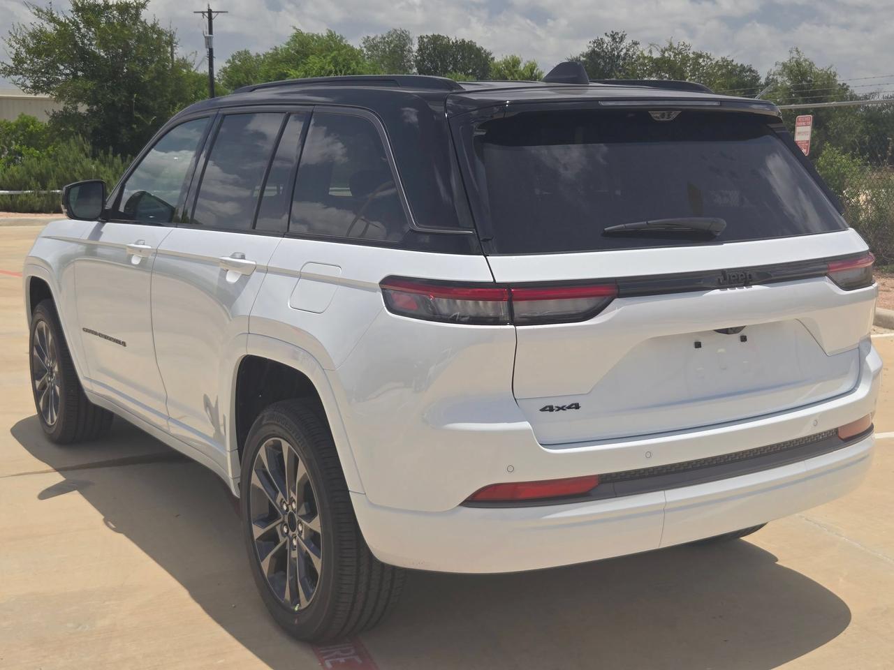 2026 Jeep Grand Cherokee Limited Reserve Castroville TX