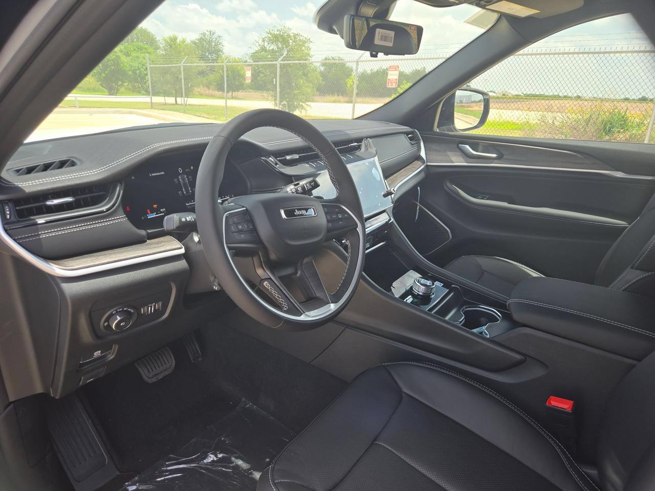 2026 Jeep Grand Cherokee Limited Reserve Castroville TX