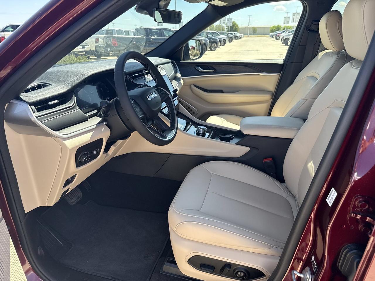 2026 Jeep Grand Cherokee Limited Castroville TX