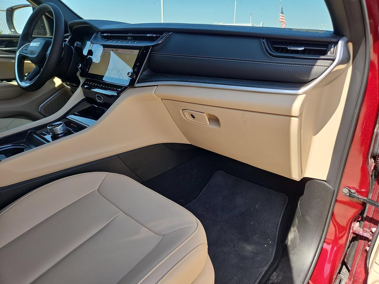 2026 Jeep Grand Cherokee Limited Castroville TX