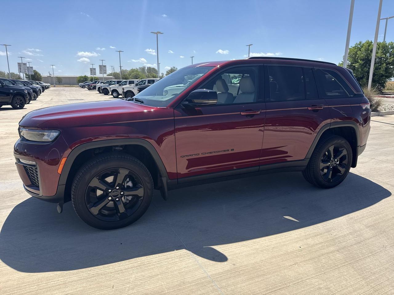 2026 Jeep Grand Cherokee Limited Castroville TX