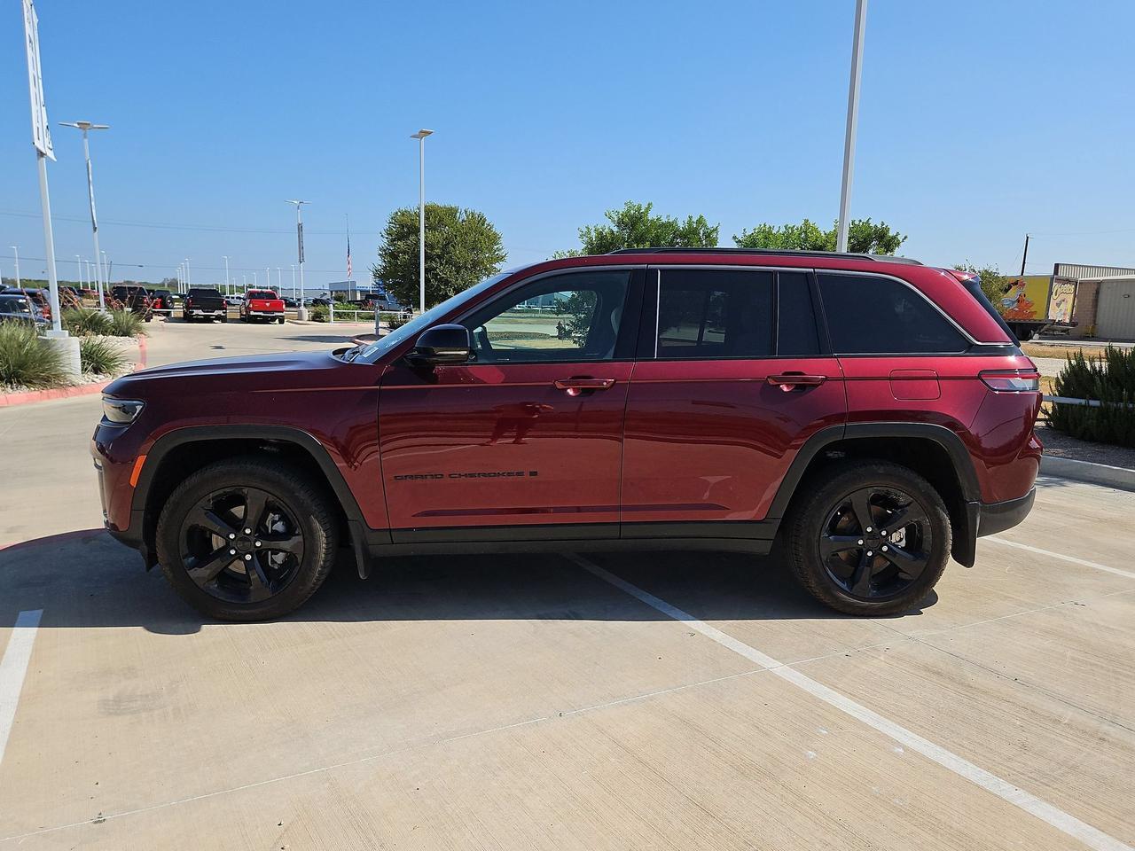 2026 Jeep Grand Cherokee Limited Castroville TX