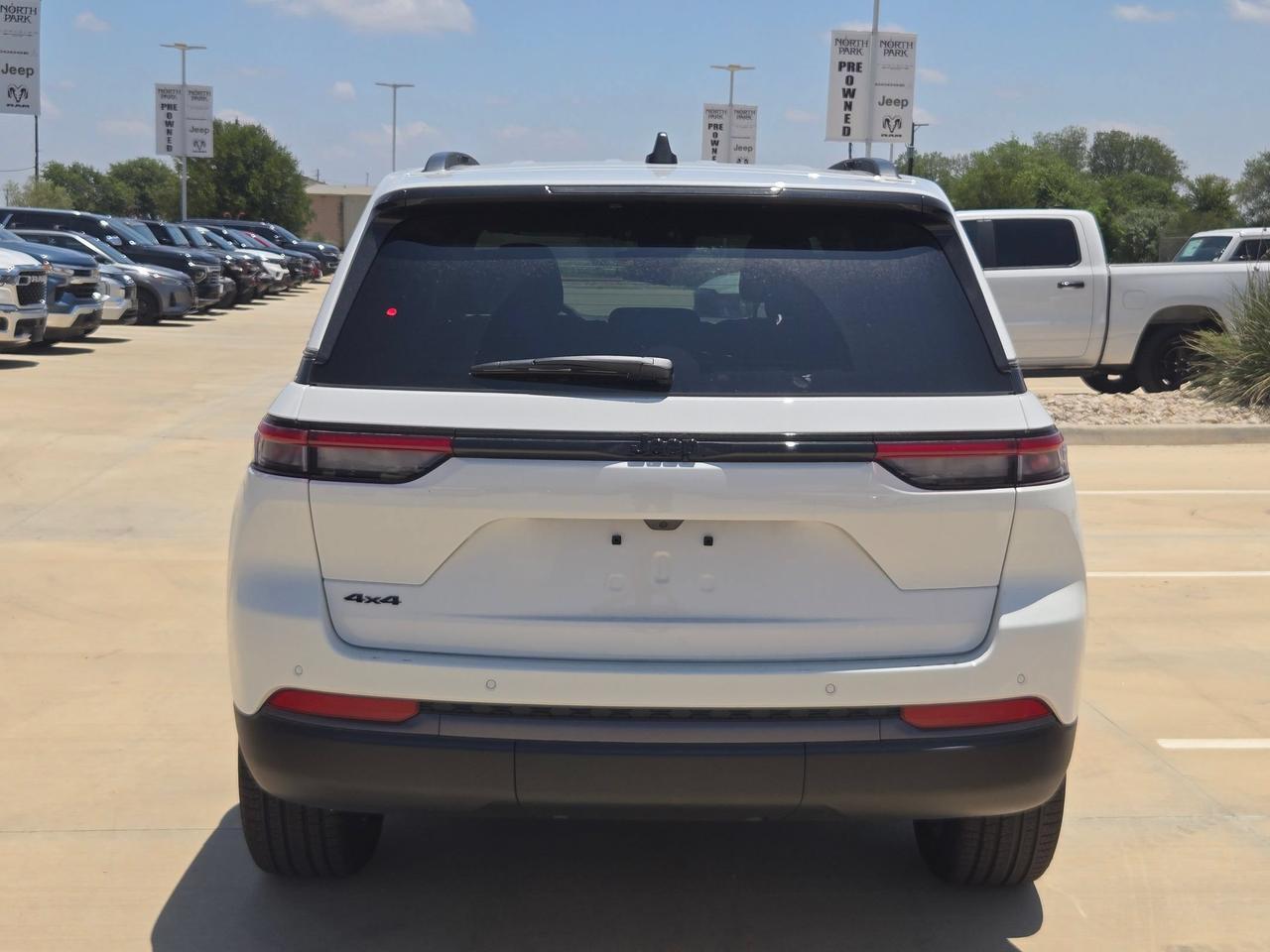 2026 Jeep Grand Cherokee Limited Castroville TX