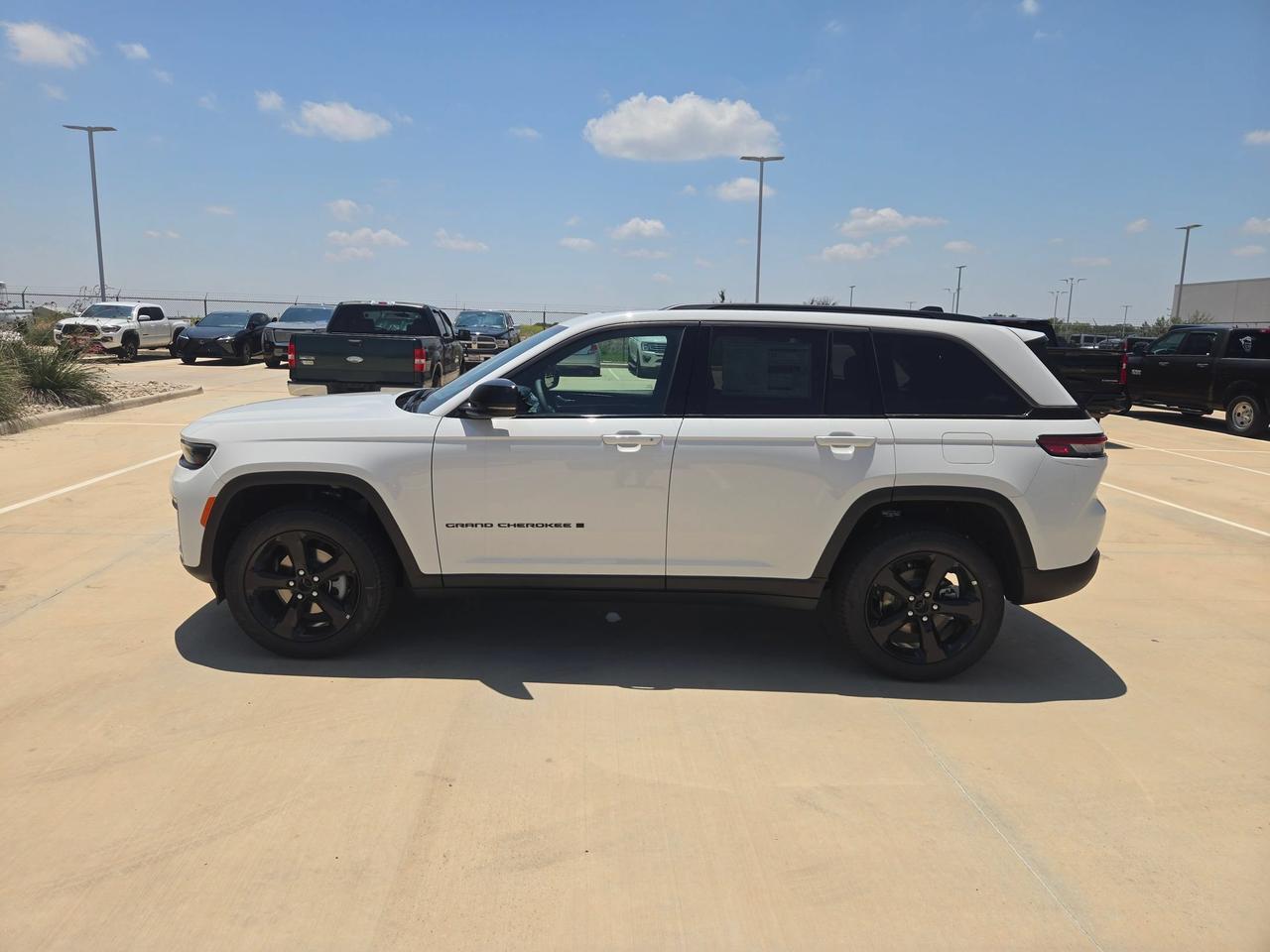 2026 Jeep Grand Cherokee Limited Castroville TX