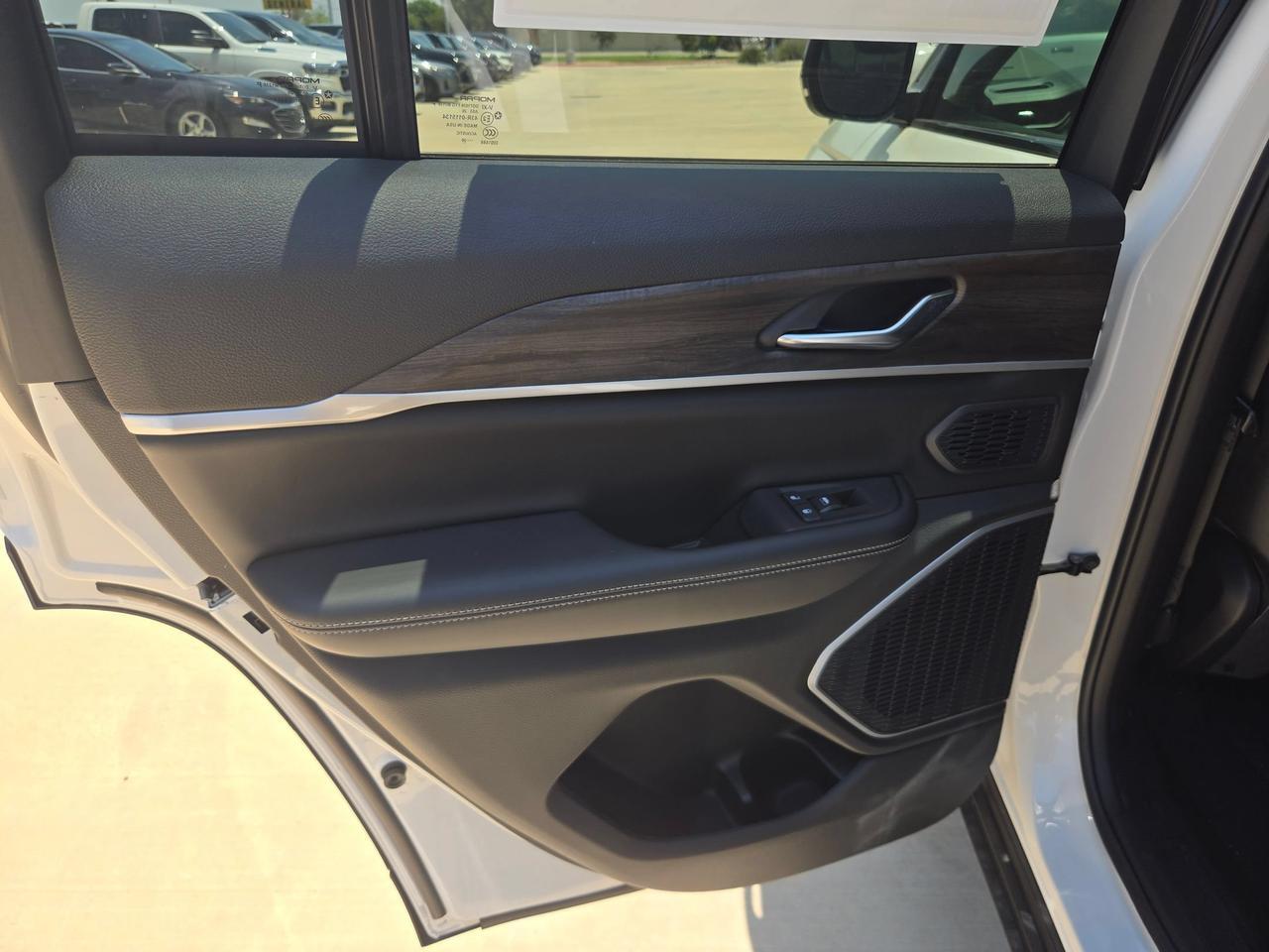 2026 Jeep Grand Cherokee Limited Castroville TX