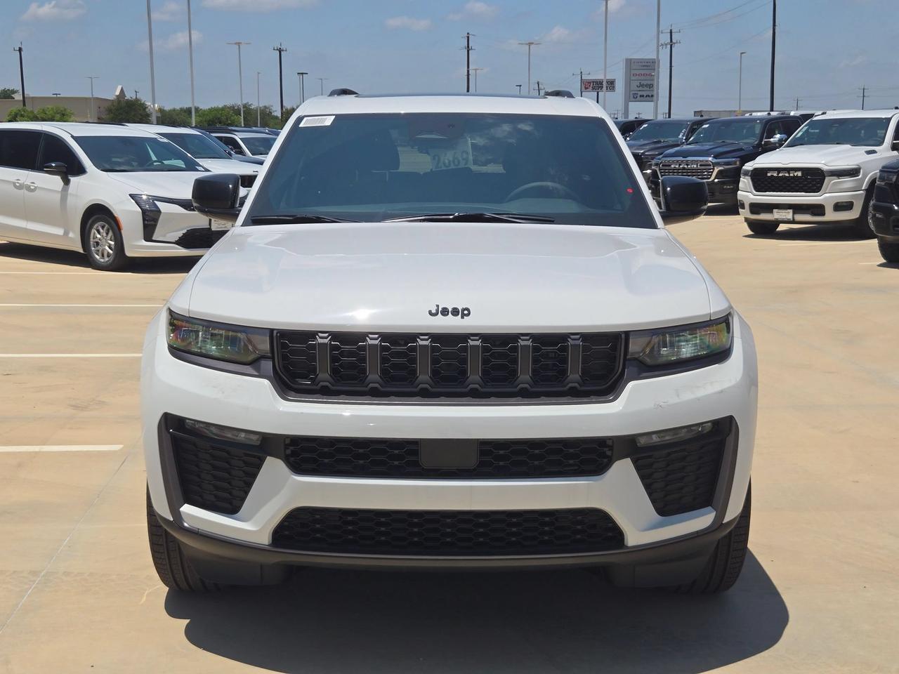 2026 Jeep Grand Cherokee Limited Castroville TX