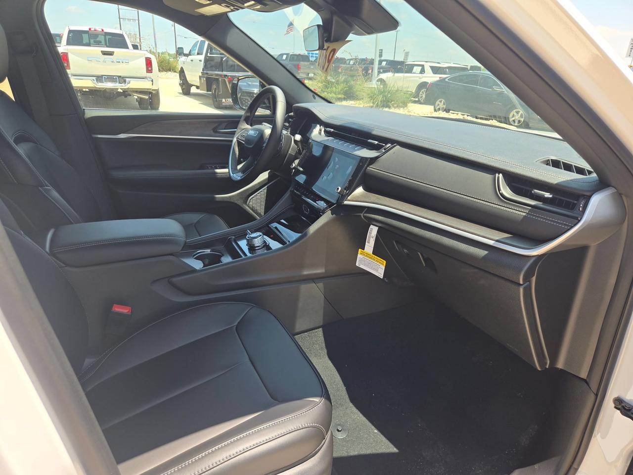 2026 Jeep Grand Cherokee Limited Castroville TX