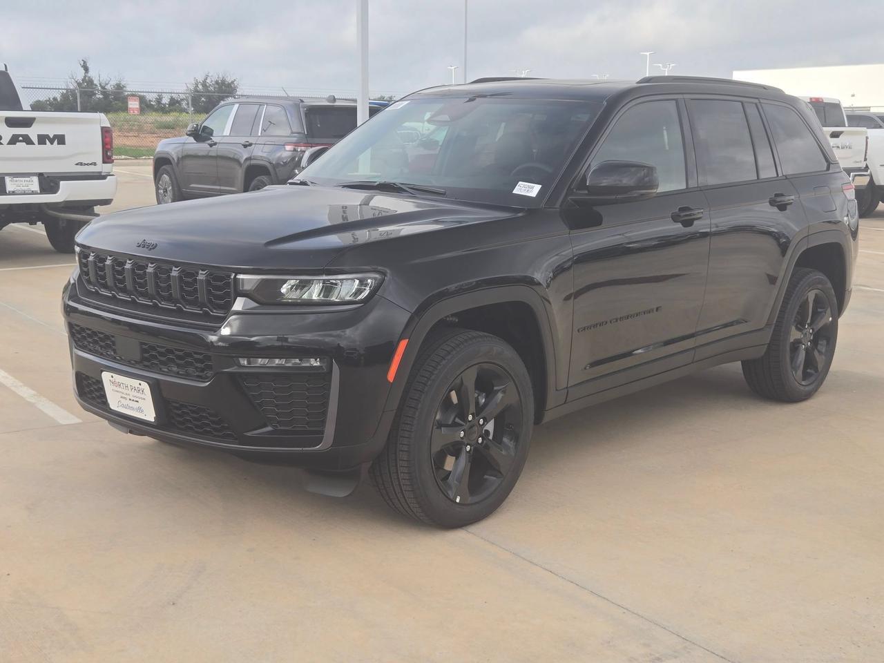 2026 Jeep Grand Cherokee Limited Castroville TX