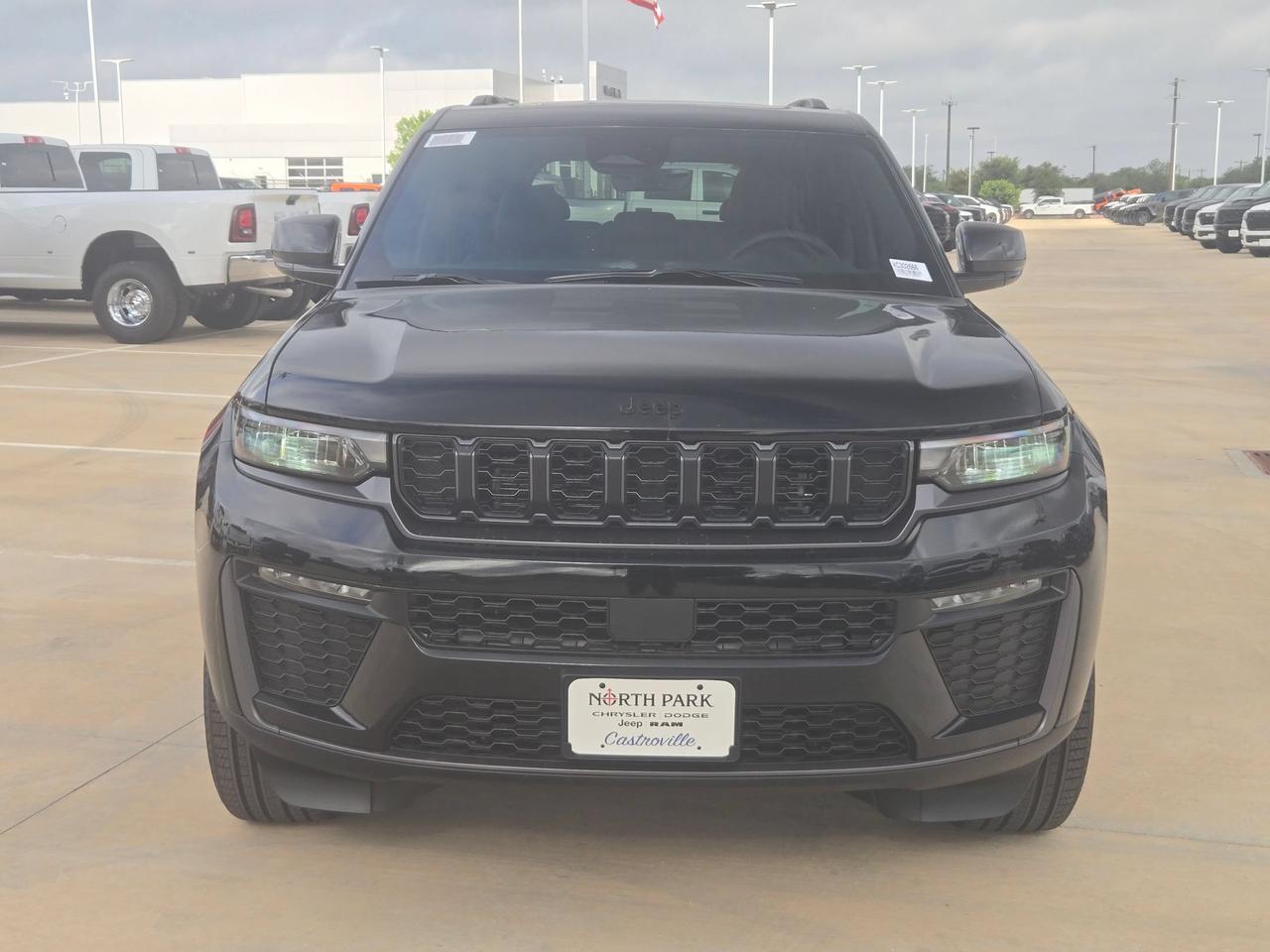 2026 Jeep Grand Cherokee Limited Castroville TX