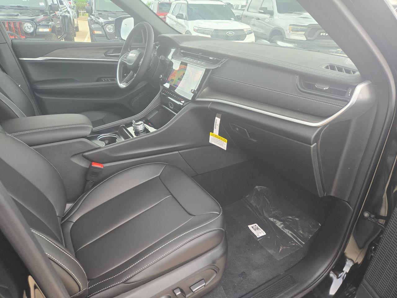 2026 Jeep Grand Cherokee Limited Castroville TX
